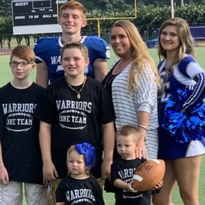 Meet your Posher, Crystal